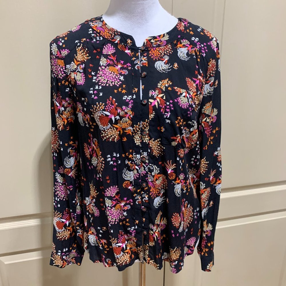 Conversations by Anthropologie blouse with fun bird/peacock print, 6